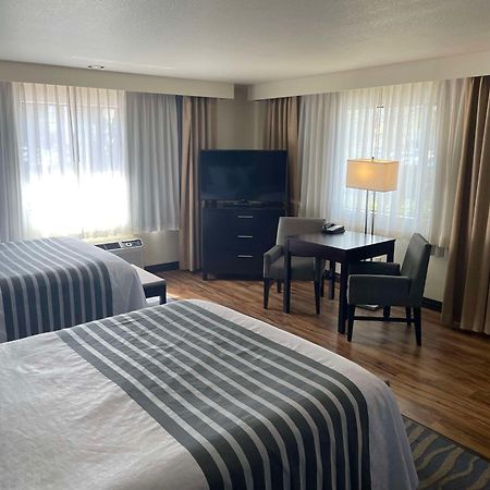 Best Western Plus Edmonds Harbor Inn Ngoại thất bức ảnh