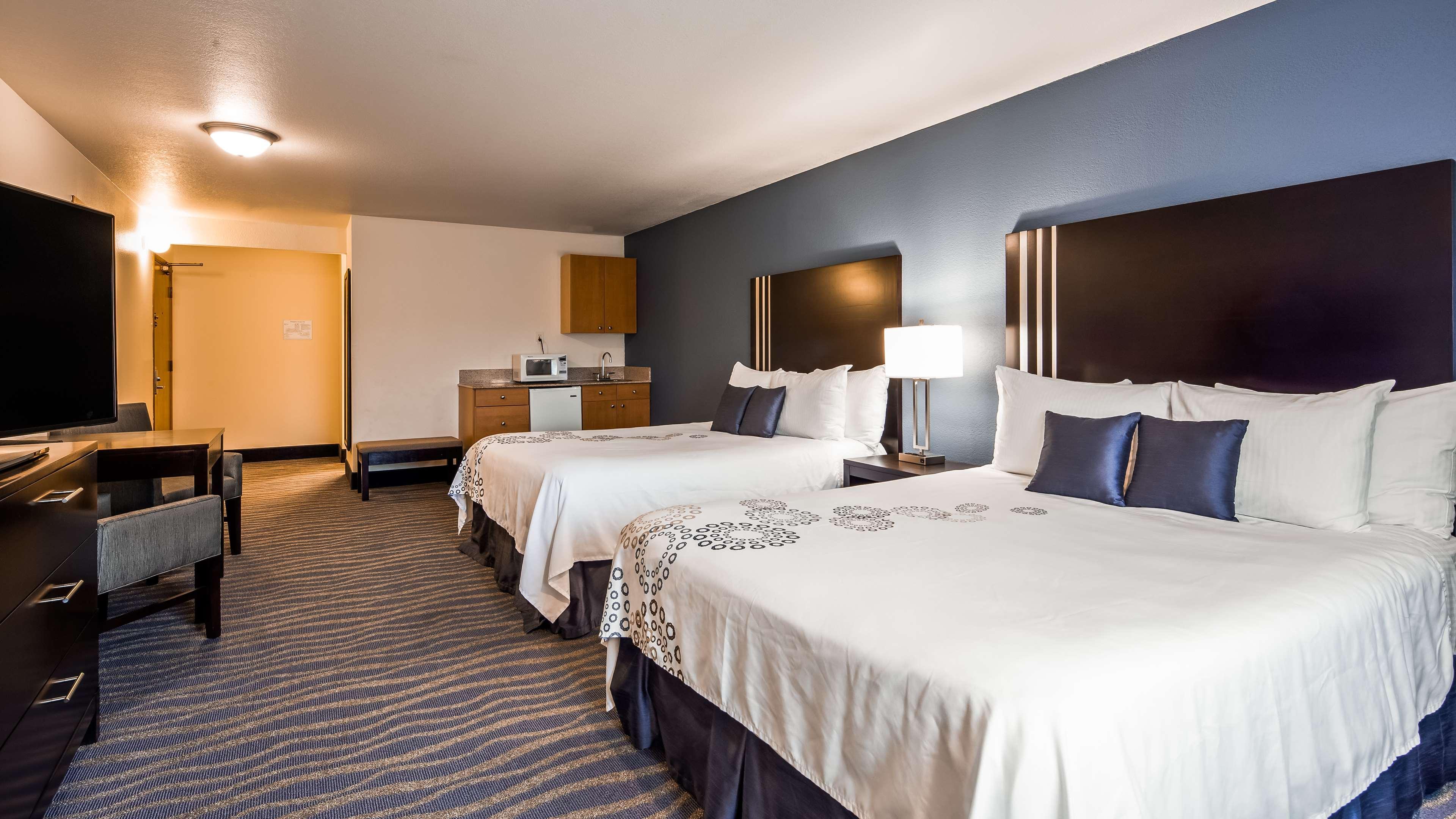 Best Western Plus Edmonds Harbor Inn Ngoại thất bức ảnh