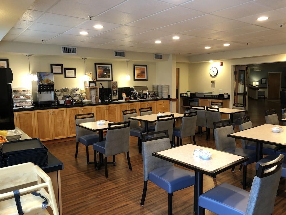 Best Western Plus Edmonds Harbor Inn Ngoại thất bức ảnh