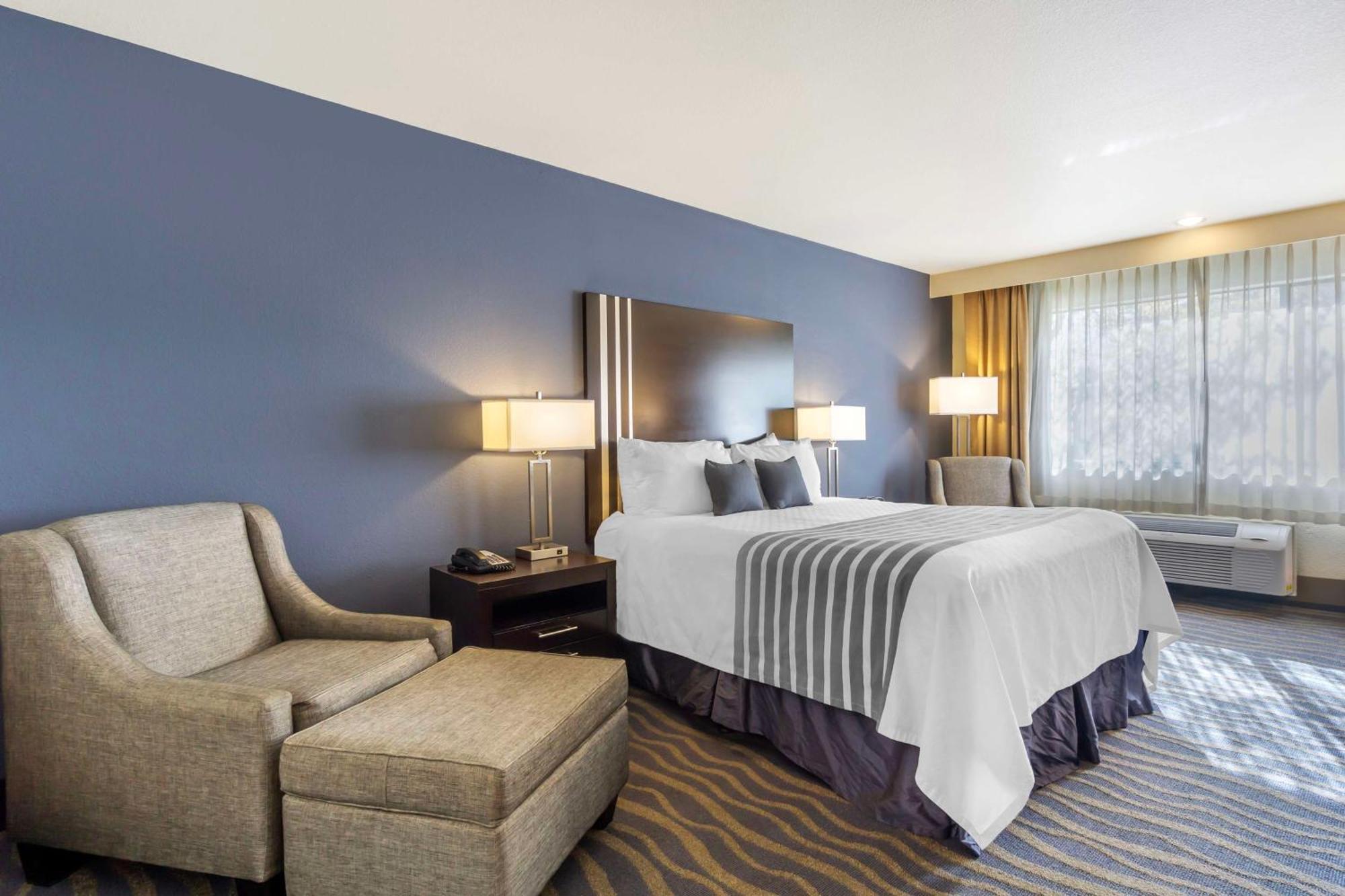 Best Western Plus Edmonds Harbor Inn Ngoại thất bức ảnh