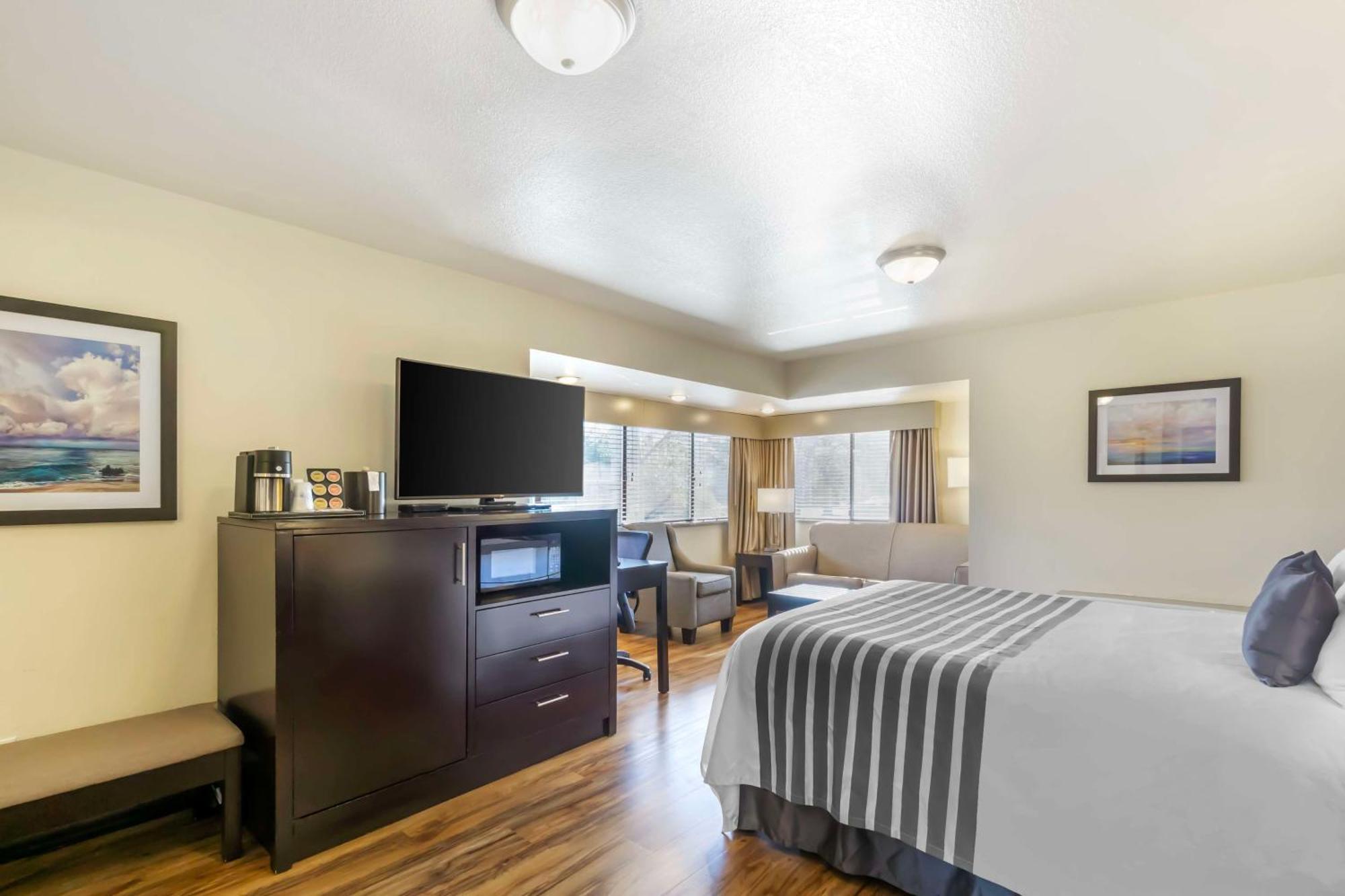 Best Western Plus Edmonds Harbor Inn Ngoại thất bức ảnh
