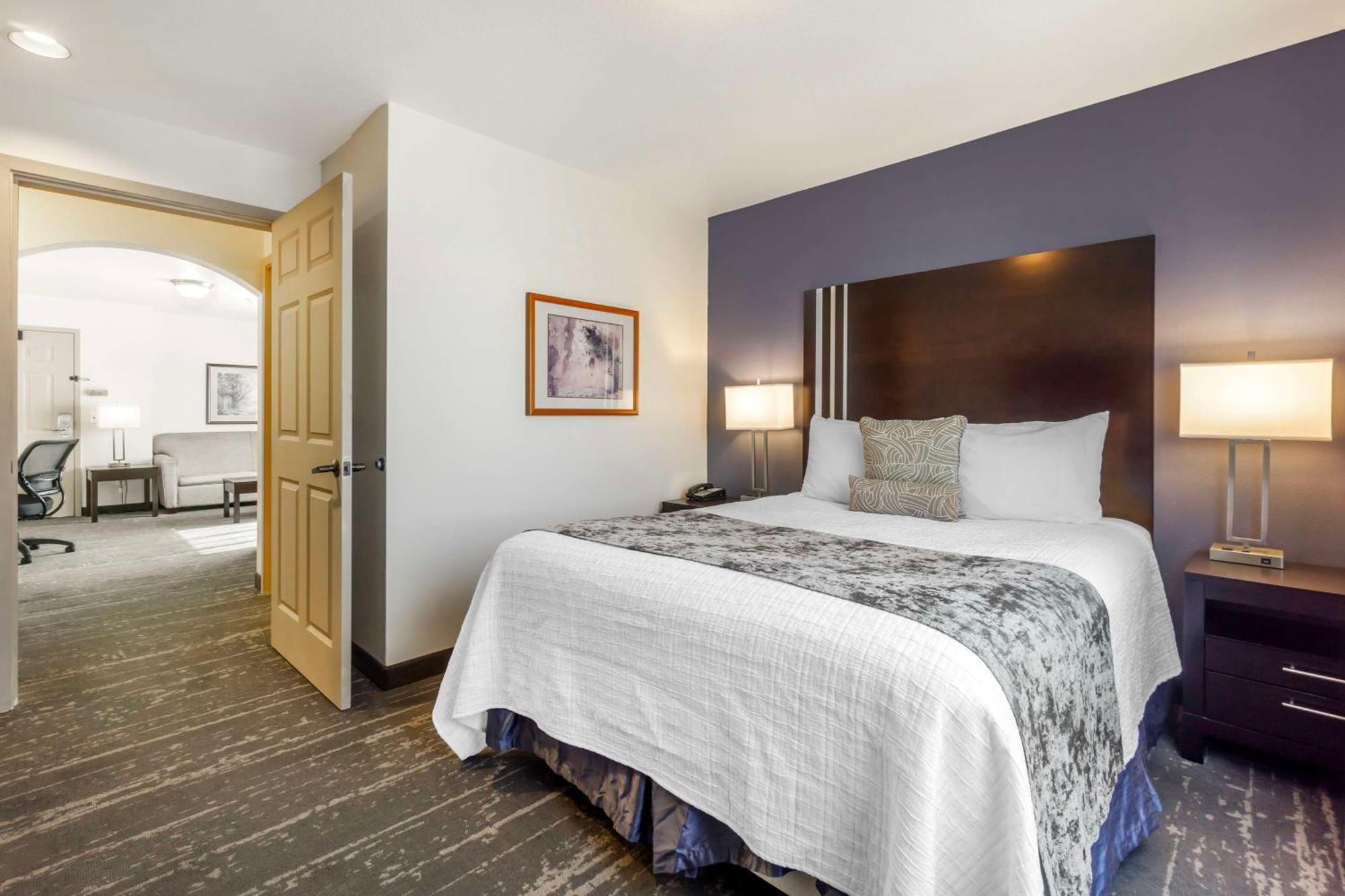 Best Western Plus Edmonds Harbor Inn Ngoại thất bức ảnh