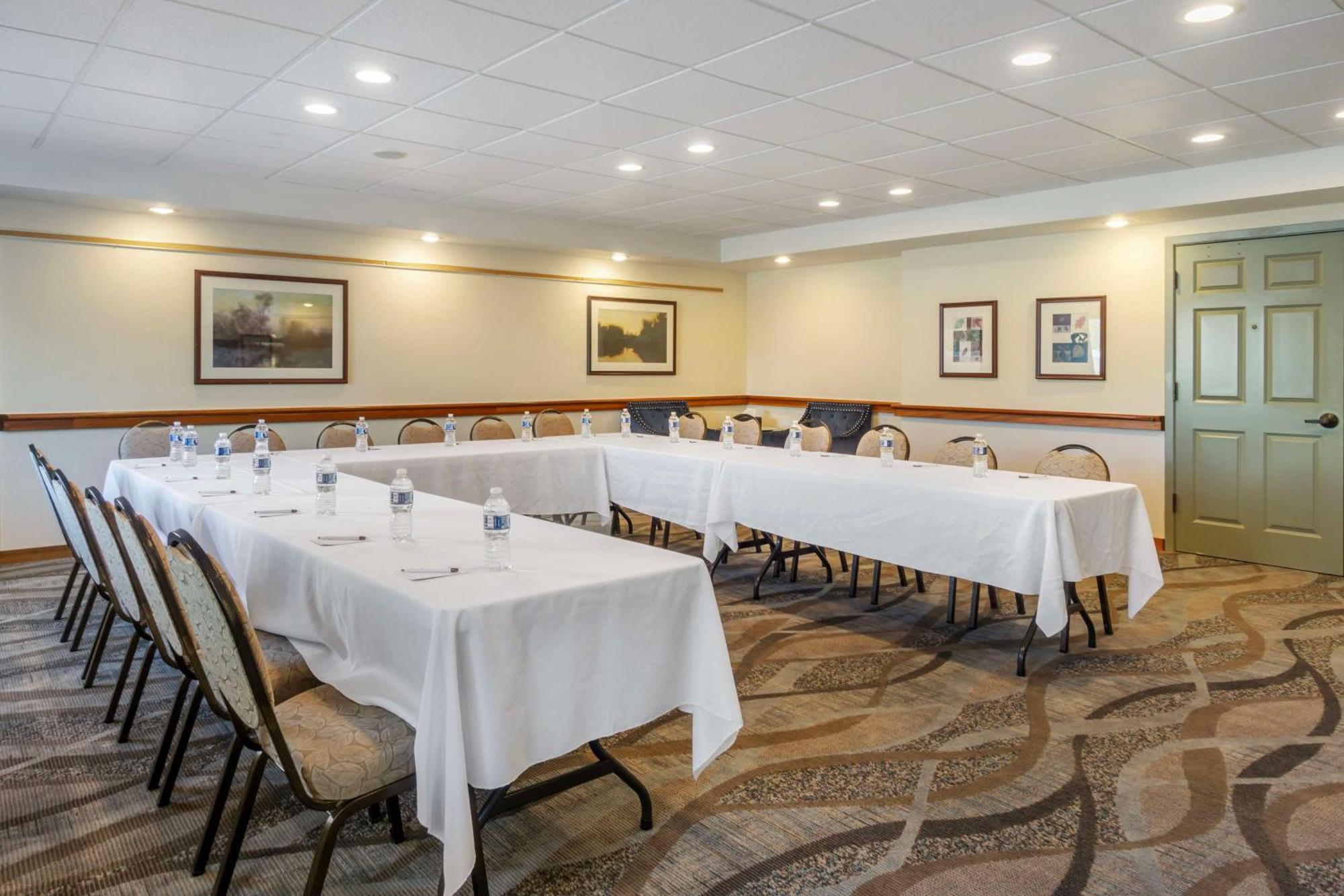 Best Western Plus Edmonds Harbor Inn Ngoại thất bức ảnh