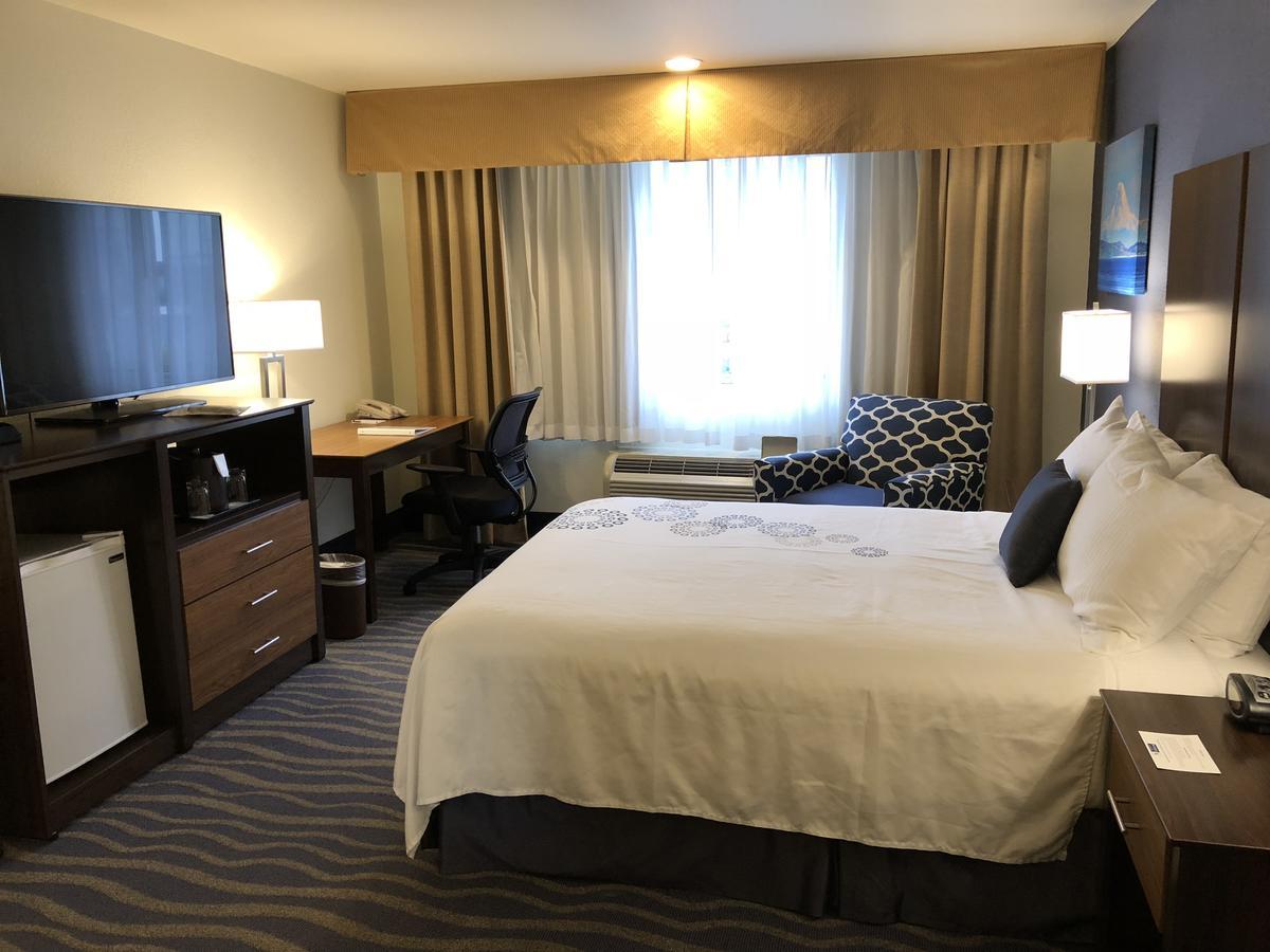 Best Western Plus Edmonds Harbor Inn Ngoại thất bức ảnh